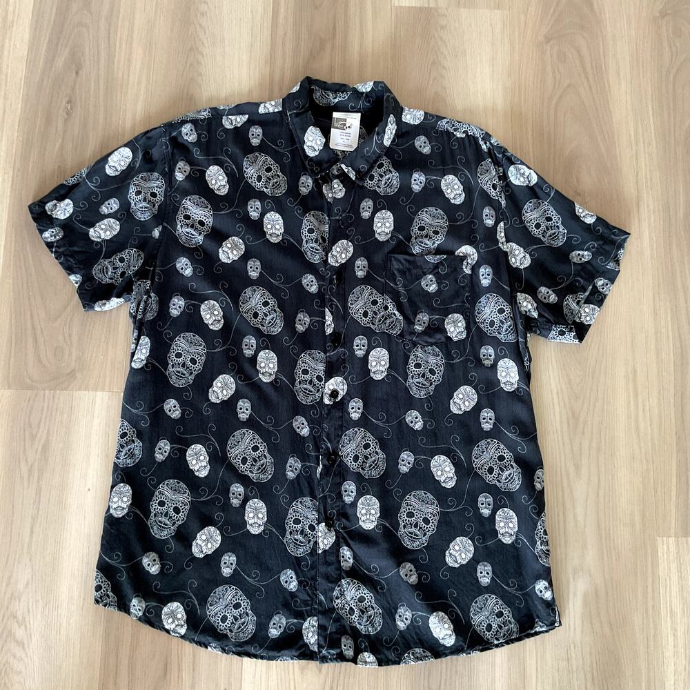 Mr. Buho Sugar Skull Print Short Sleeve Button Down Shirt Black XL Rayon